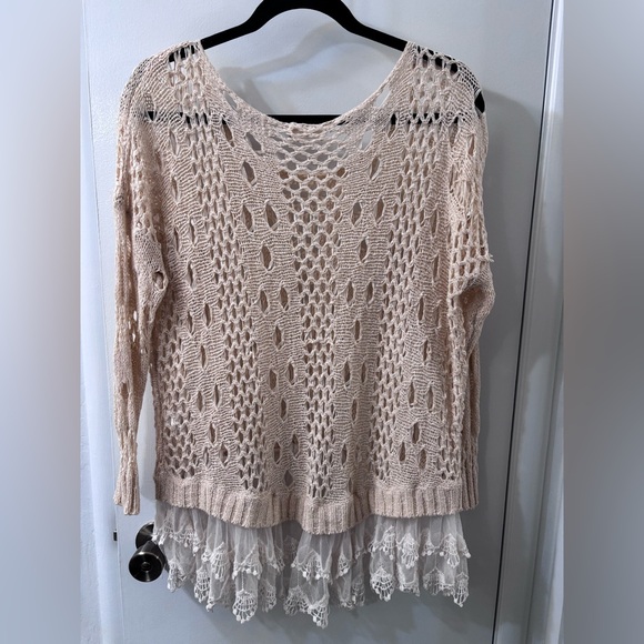 Entro Boho Cream Crochet Knitted Sweater with Layered Lace Trim - Picture 4 of 10